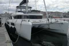 Yachtüberführung-Katamaran