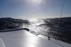 Trimaran Dragonfly 35 auf Atlantikfahrt